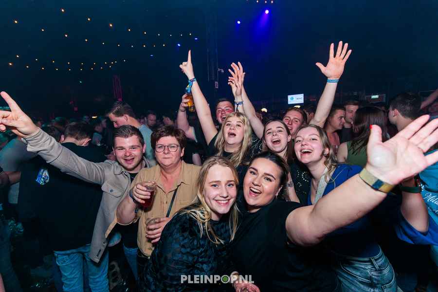 Publiek Bewerkt    (94)